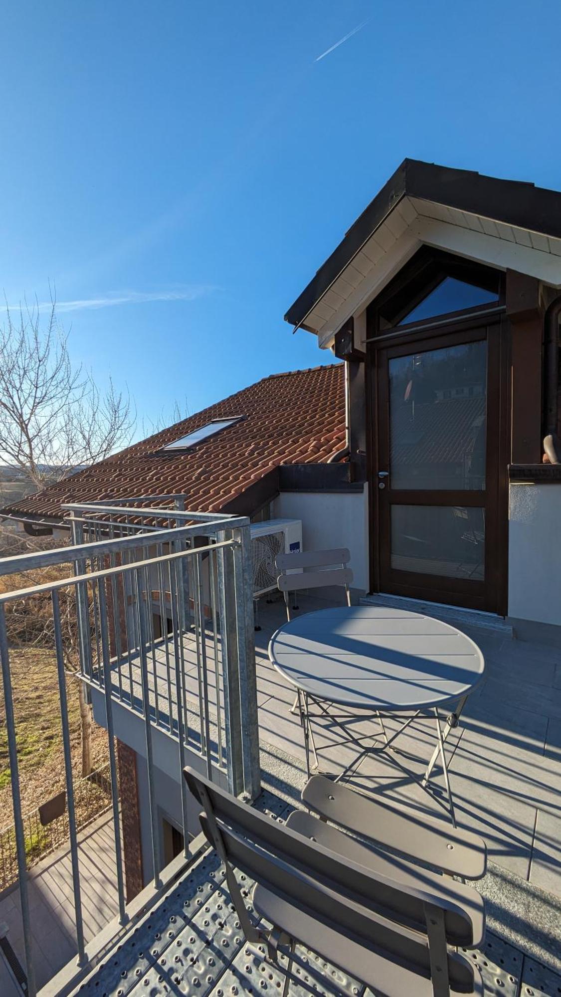 Charming Barolo Wine Loft Hotel Monforte D'Alba Ngoại thất bức ảnh