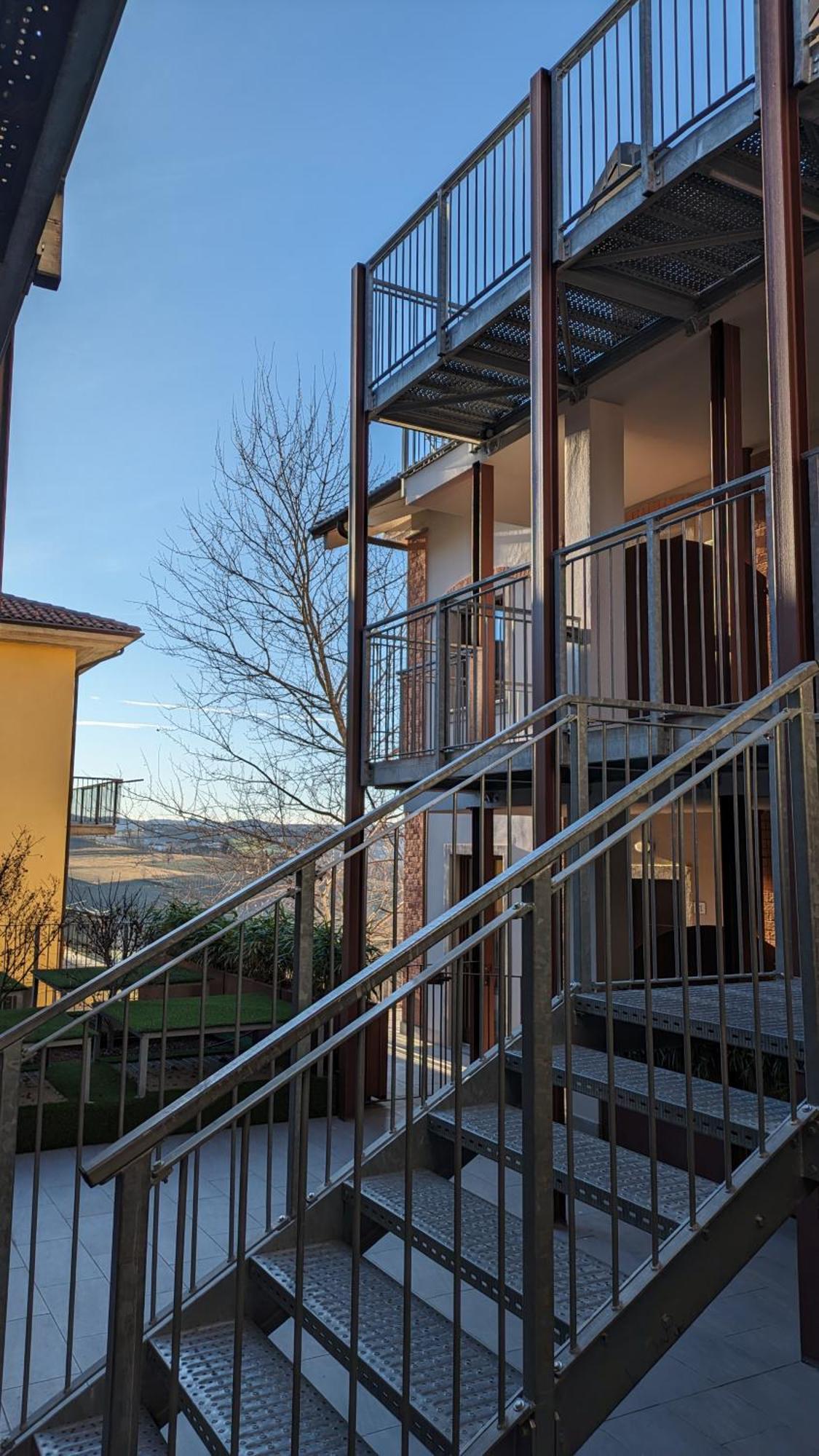 Charming Barolo Wine Loft Hotel Monforte D'Alba Ngoại thất bức ảnh
